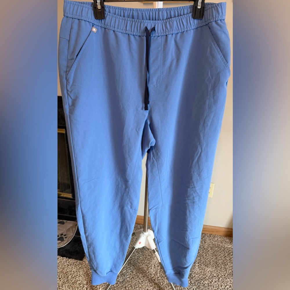 Figs Men's Joggers in Sky Blue